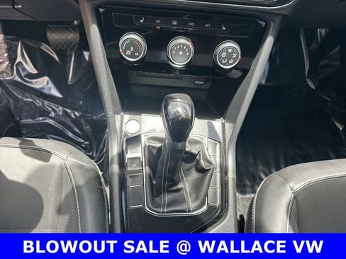 Certified 2023 Volkswagen Taos SE FWD image 21