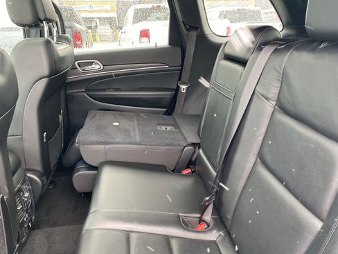 Used 2022 Jeep Grand Cherokee Limited image 8