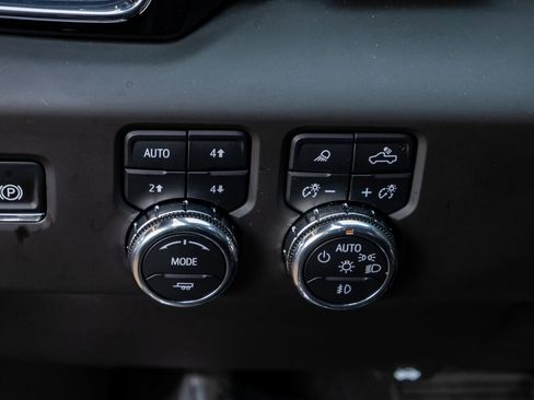 Used 2025 GMC Sierra 1500 Denali AWD/4WD image 22