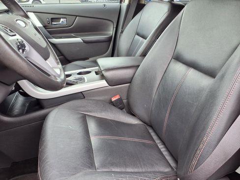 Used 2014 Ford Edge SEL w/ Equipment Group 205A FWD image 3