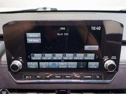 Used 2024 Mitsubishi Outlander SE Black Edition FWD image 18