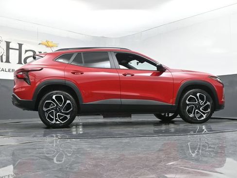 New 2026 Chevrolet Trax RS w/ Driver Confidence Package FWD image 31