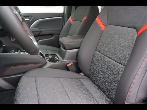 New 2026 Chevrolet Colorado Z71 image 3