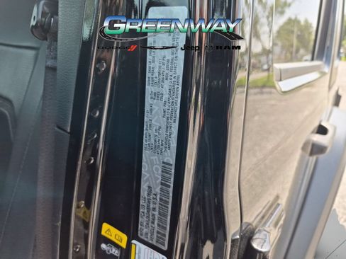 Used 2021 Jeep Wrangler Unlimited Sport AWD/4WD image 30