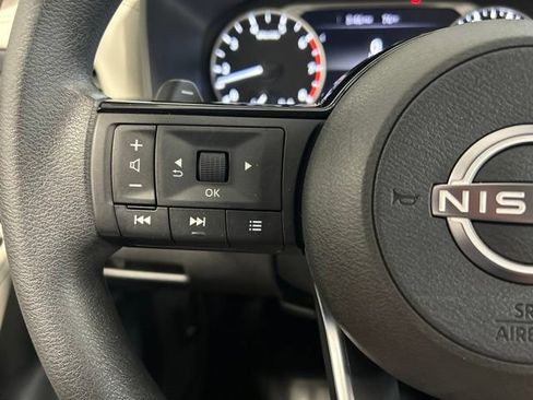 Used 2023 Nissan Rogue SV AWD/4WD image 25