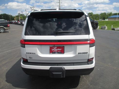 Used 2024 Lexus GX 550 w/ Accessory Package (2T) AWD/4WD image 7