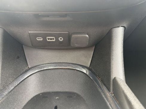 Used 2023 Chevrolet Malibu LT FWD image 29