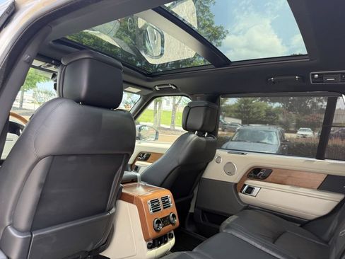 Used 2019 Land Rover Range Rover Long Wheelbase Supercharged AWD/4WD image 22
