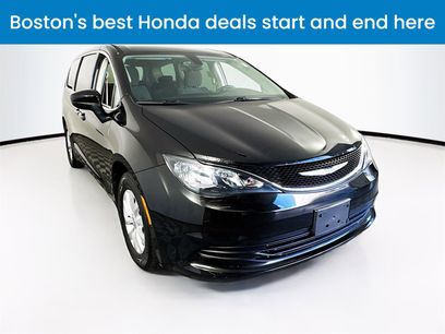 Used 2017 Chrysler Pacifica Touring w/ Tire & Wheel Group