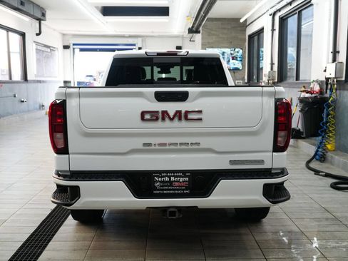 Used 2023 GMC Sierra 1500 Elevation w/ Preferred Package AWD/4WD image 7