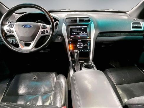 Used 2013 Ford Explorer Limited image 9