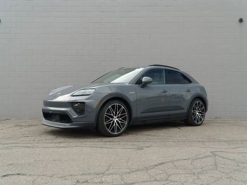Certified 2025 Porsche Macan 4 Electric AWD/4WD image 1