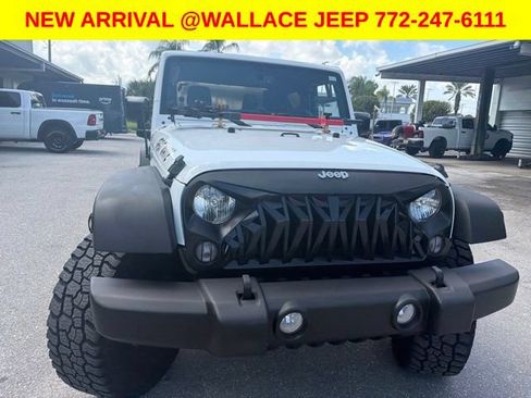 Used 2015 Jeep Wrangler Sport w/ Quick Order Package 24S AWD/4WD image 4