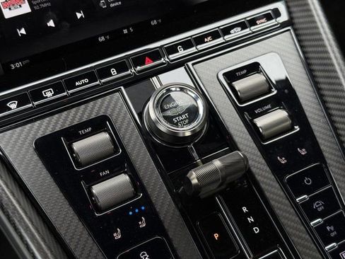 New 2025 Aston Martin DB12 Convertible image 30