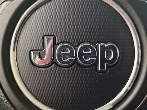 Used 2020 Jeep Wrangler Unlimited Sport S image 29