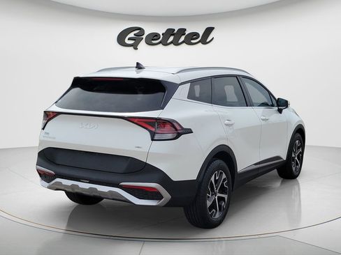 Used 2023 Kia Sportage EX image 4