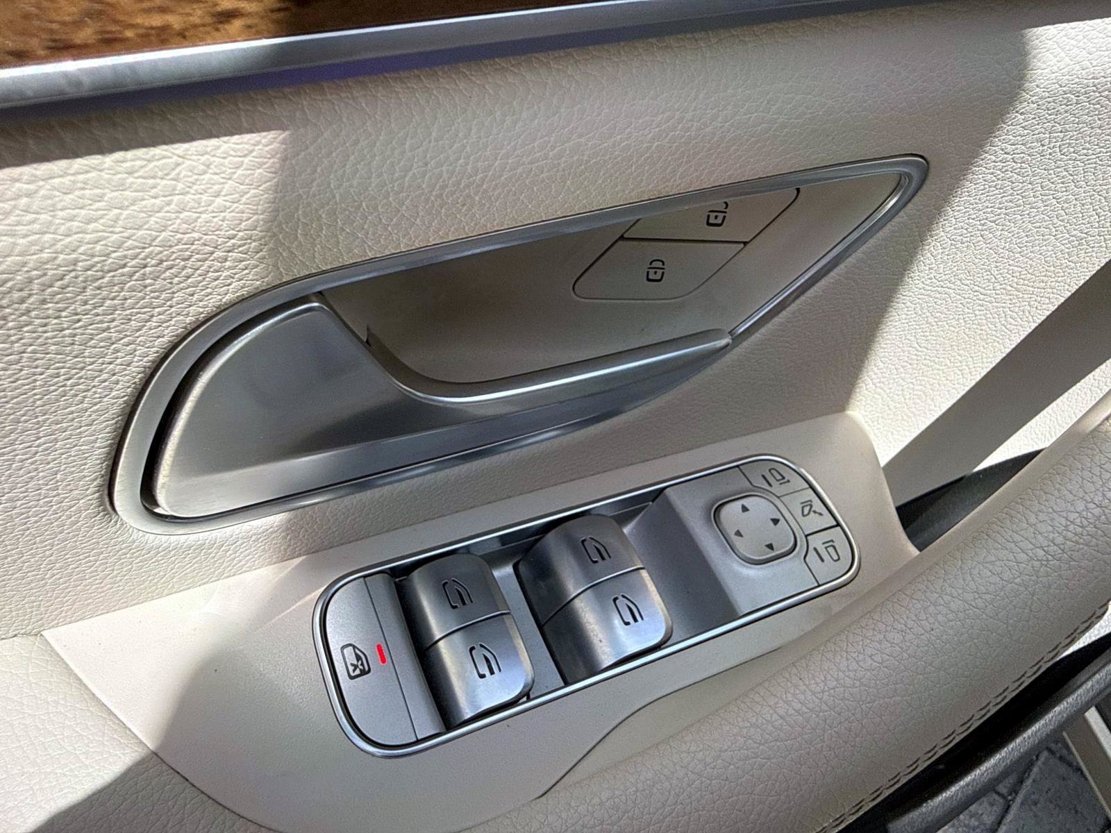Certified 2024 Mercedes-Benz GLE 350 4MATIC image 19