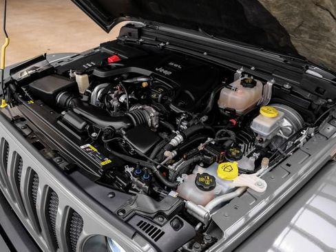 Used 2021 Jeep Wrangler Unlimited Rubicon AWD/4WD image 24