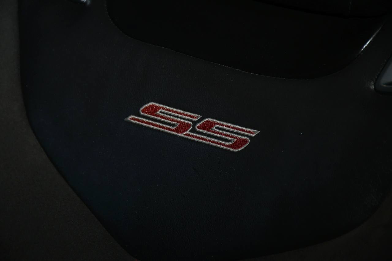 Used 2016 Chevrolet SS RWD image 24