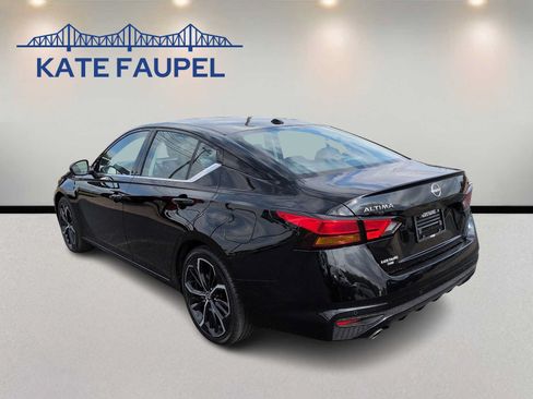 Used 2025 Nissan Altima 2.5 SR FWD image 5