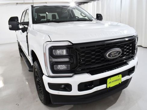 New 2026 Ford F350 Lariat w/ Black Appearance Package AWD/4WD image 4