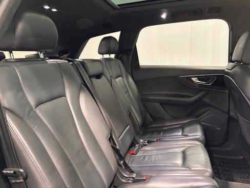 Used 2018 Audi Q7 3.0T Premium Plus w/ Premium Plus Package image 25