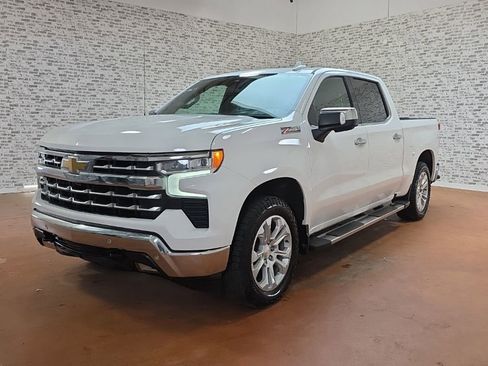 Used 2022 Chevrolet Silverado 1500 LTZ w/ LTZ Convenience Package II image 4