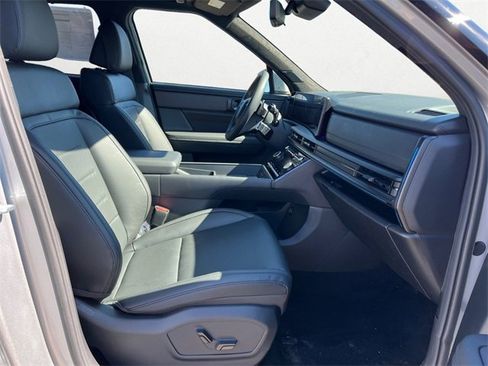 New 2025 Hyundai Santa Fe Calligraphy image 14