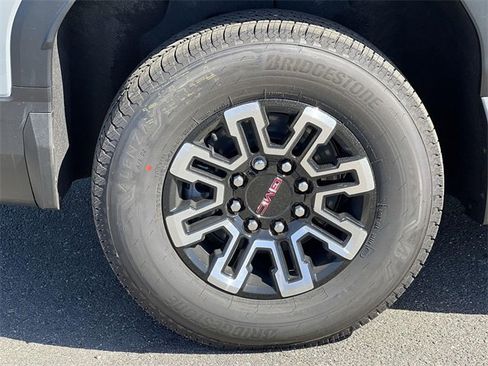 New 2026 GMC Sierra EV Elevation image 28