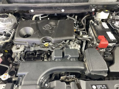 Used 2024 Toyota RAV4 LE image 10