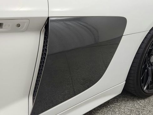 Used 2017 Audi R8 V10 AWD/4WD image 17