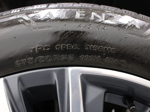 Used 2022 Cadillac Escalade ESV Sport Platinum AWD/4WD image 42