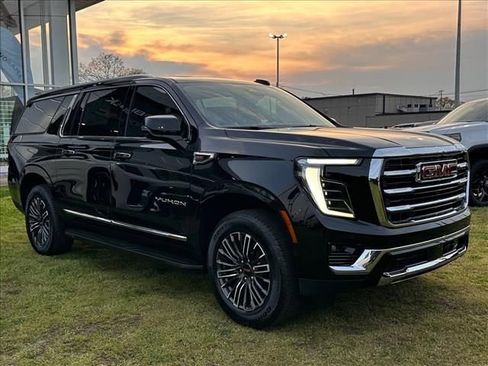 New 2026 GMC Yukon XL Elevation w/ Elevation Premium Package AWD/4WD image 2