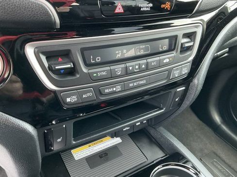 Used 2023 Honda Ridgeline Black Edition image 25