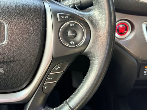 Used 2018 Honda Ridgeline RTL-T image 26