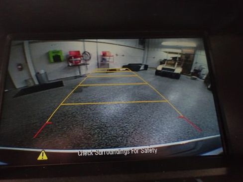 Used 2017 Chevrolet Equinox LT w/ Convenience Package FWD image 16