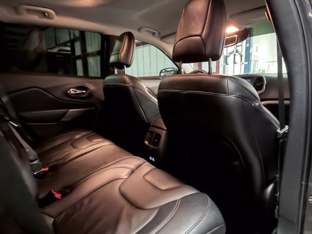 Used 2022 Jeep Cherokee Latitude Lux FWD image 14