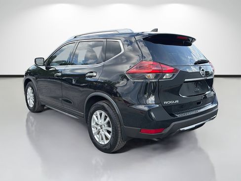 Used 2018 Nissan Rogue SV FWD image 5