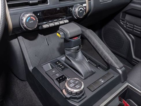 New 2026 Toyota Tacoma TRD Off-Road AWD/4WD image 14