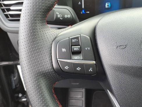 Certified 2025 Ford Escape ST-Line image 19