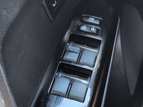 Used 2018 Toyota RAV4 Limited w/ All Weather Liner Package AWD/4WD image 25