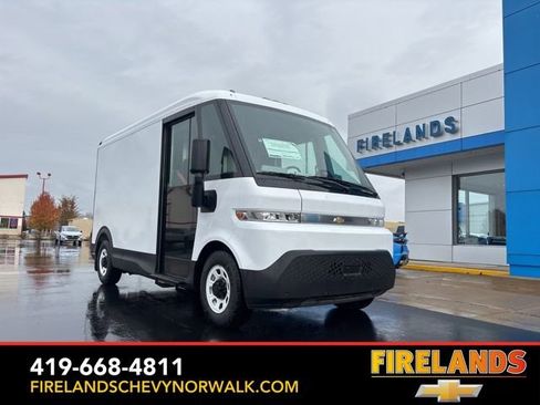 New 2025 Chevrolet Brightdrop 400 image 1