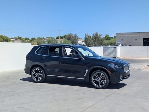 New 2026 BMW X5 sDrive40i w/ Premium Package RWD image 4