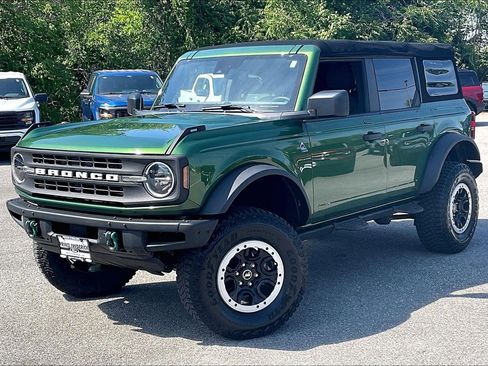 Used 2023 Ford Bronco Black Diamond w/ Sasquatch Package AWD/4WD image 3