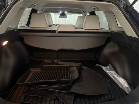 Certified 2022 Toyota Corolla Cross LE image 24