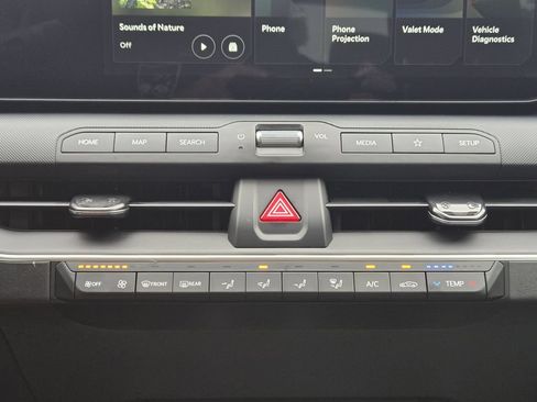 New 2026 Kia K4 FWD image 16