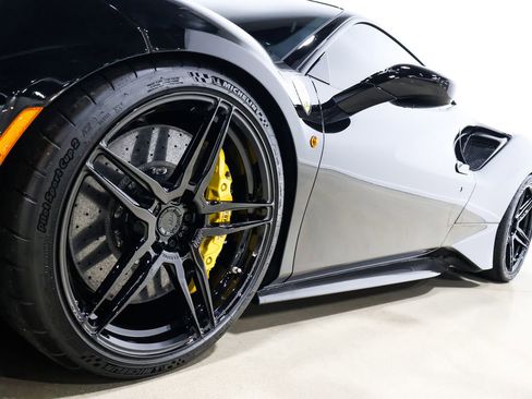 Used 2020 Ferrari 488 Pista image 36