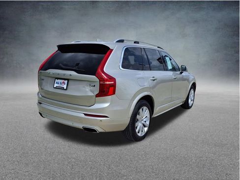 Used 2016 Volvo XC90 T6 Momentum AWD/4WD image 7