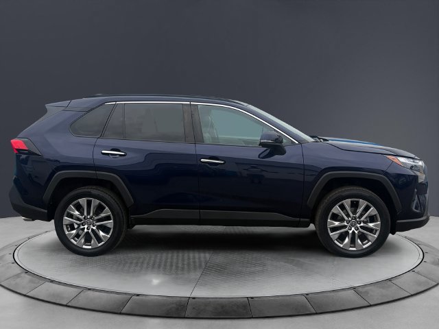 Used 2022 Toyota RAV4 Limited w/ Limited Grade Weather Package AWD/4WD image 6