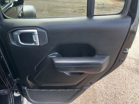 Used 2024 Jeep Wrangler Unlimited Rubicon 4xe image 42